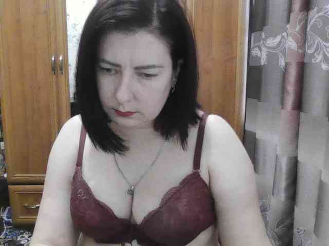 SophieNightAh webcam