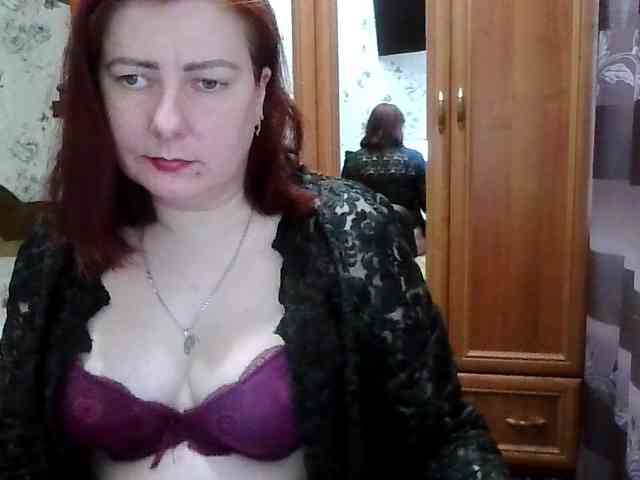 SophieNightAh webcam