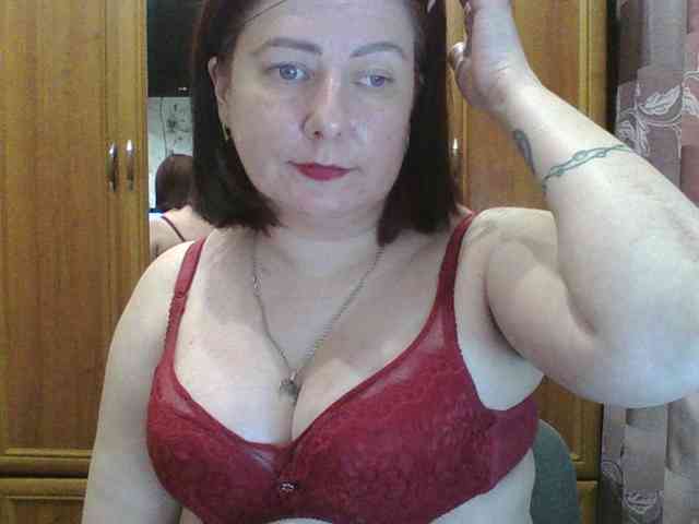 SophieNightAh webcam