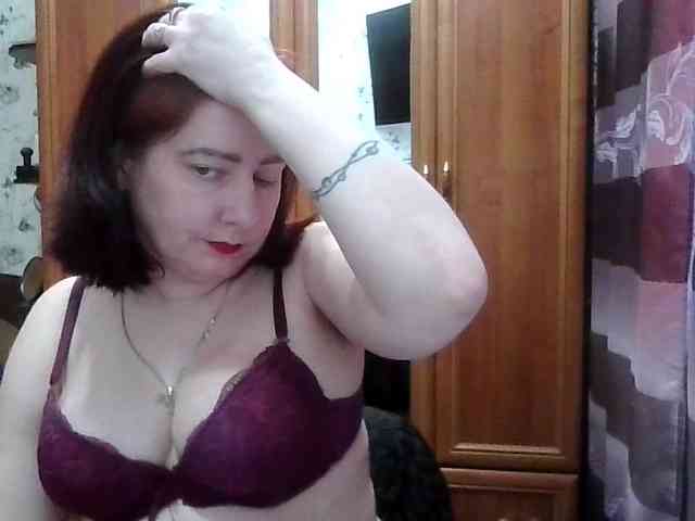 SophieNightAh webcam