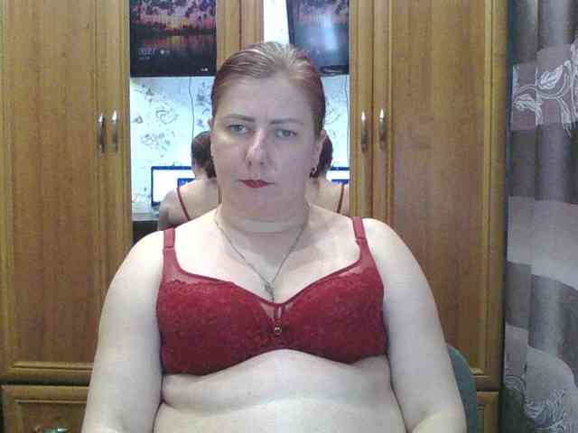 SophieNightAh webcam