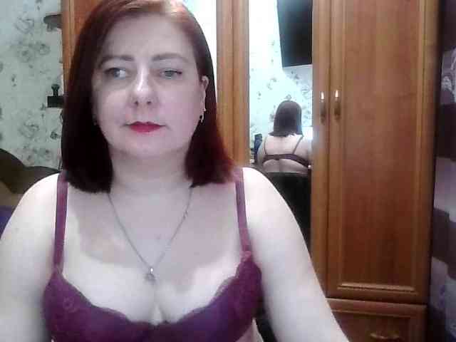 SophieNightAh webcam