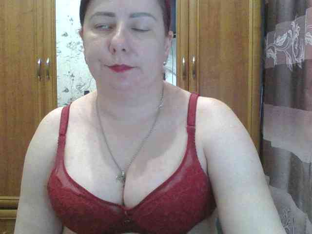 SophieNightAh webcam