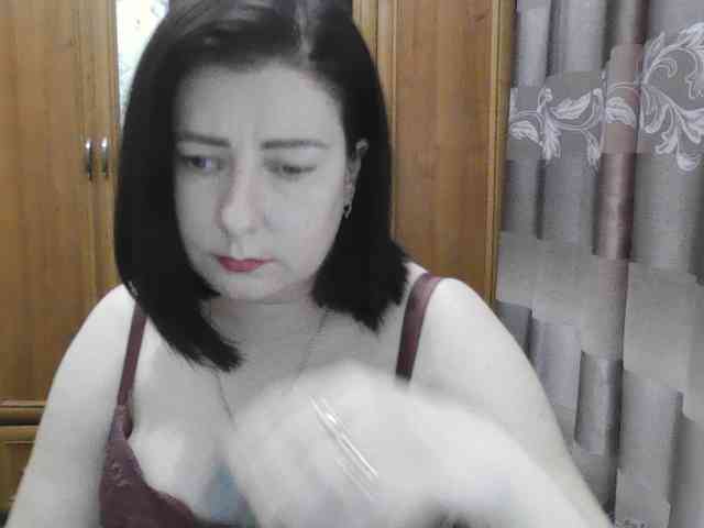 SophieNightAh webcam