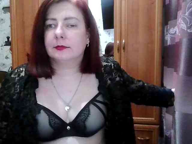 SophieNightAh webcam