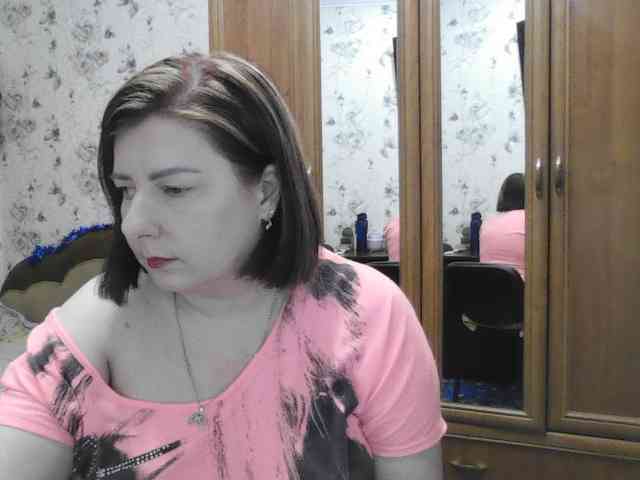 SophieNightAh webcam