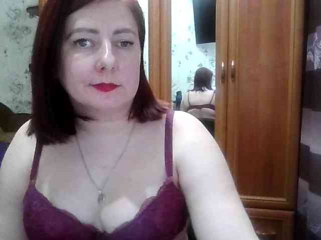 SophieNightAh webcam