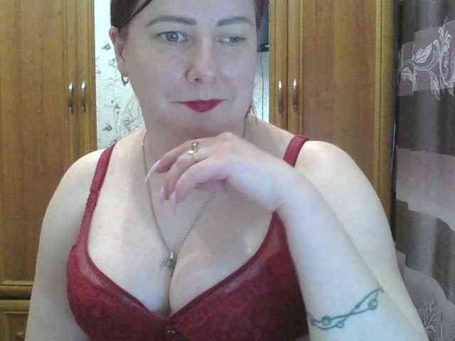 SophieNightAh webcam