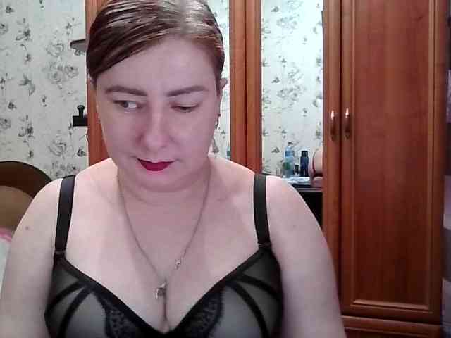 SophieNightAh webcam