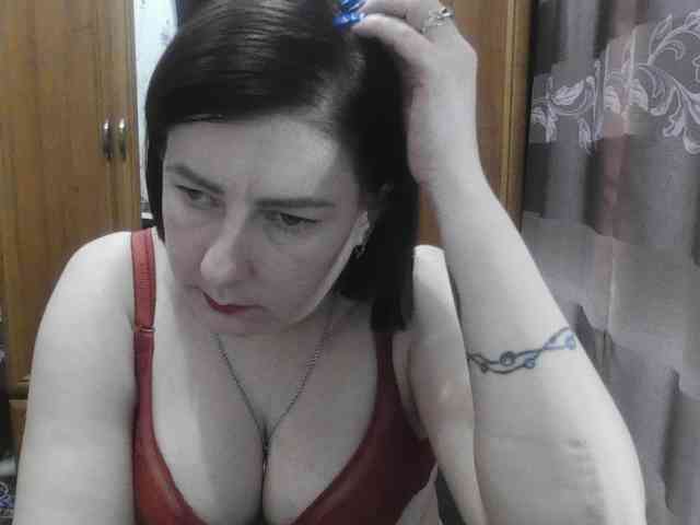 SophieNightAh webcam