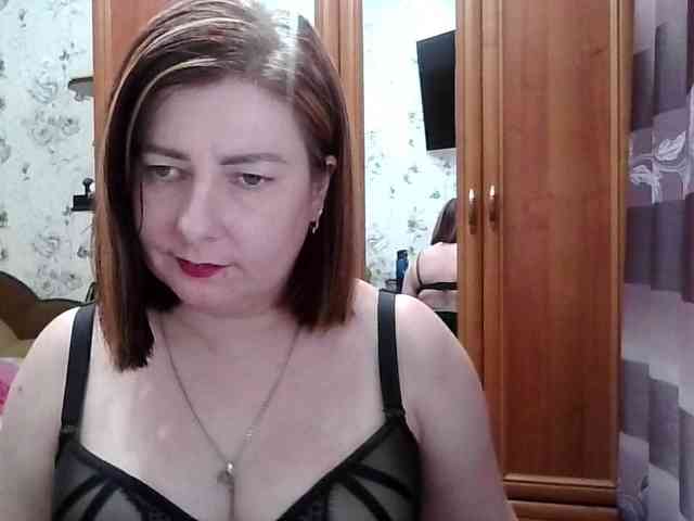 SophieNightAh webcam