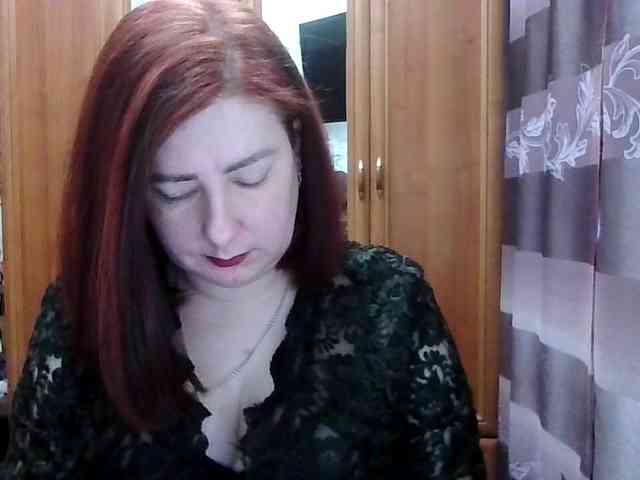 SophieNightAh webcam