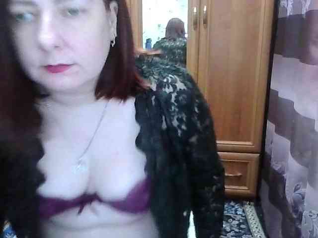 SophieNightAh webcam