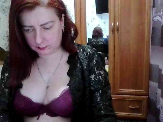 SophieNightAh webcam