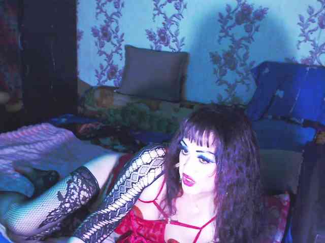 Lora-4 Live Webcam on BongaCams