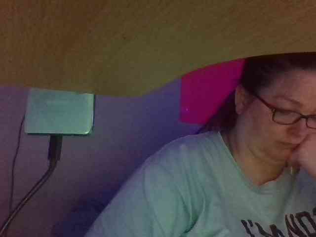 Hotmama2181 webcam