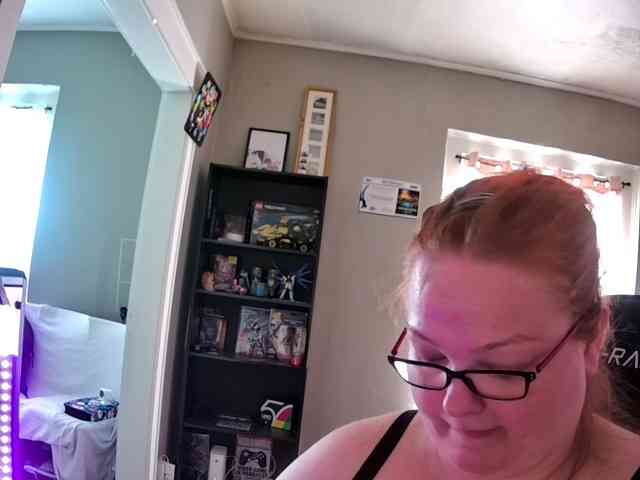Hotmama2181 webcam