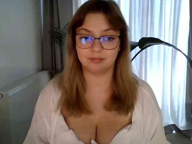 CynthiaGold webcam