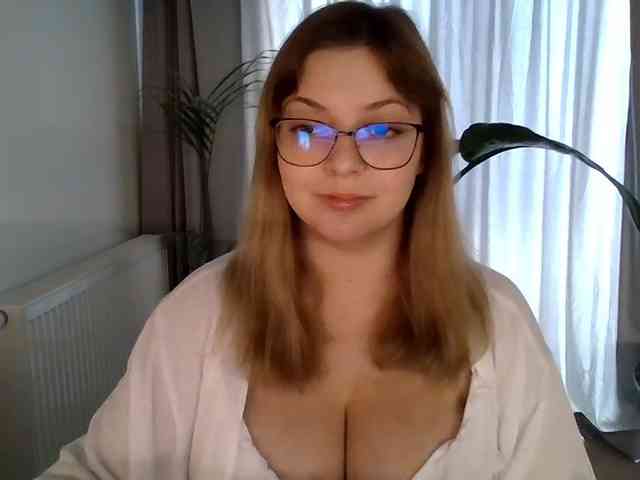 CynthiaGold webcam