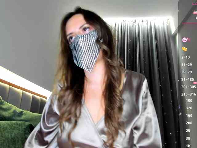 CharmAlina webcam