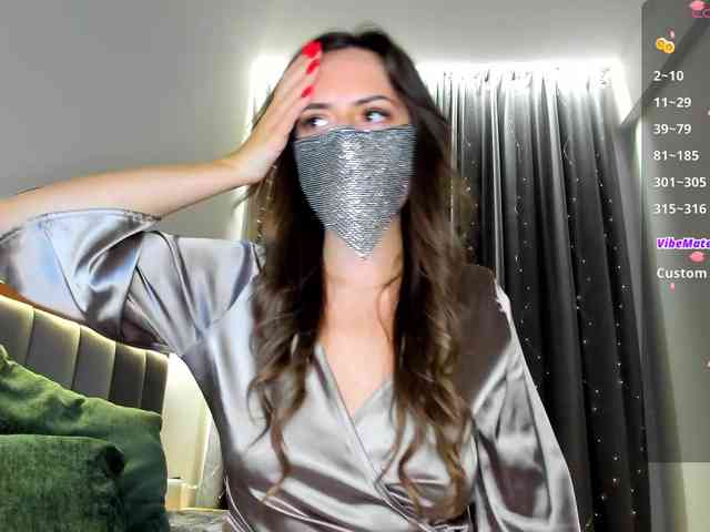 CharmAlina webcam