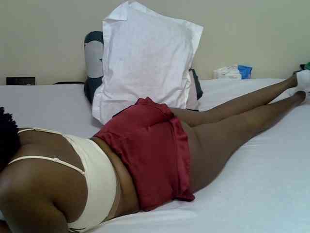 Sexy-tinsleey webcam