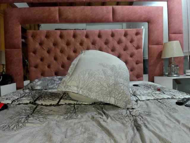 ElektraTs Live Webcam on BongaCams