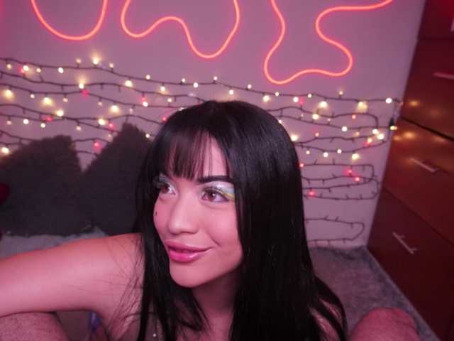 MaddisRock's BongaCams show and profile