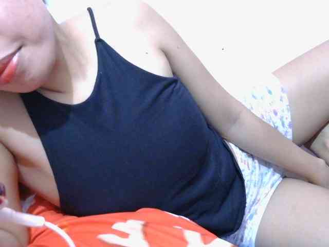 Mysteriouslovely webcam