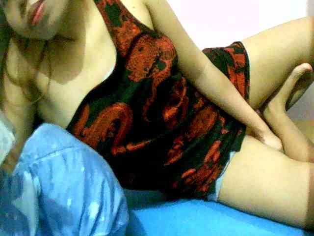Mysteriouslovely webcam