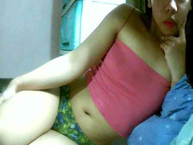 Mysteriouslovely webcam