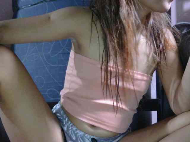 Mysteriouslovely webcam