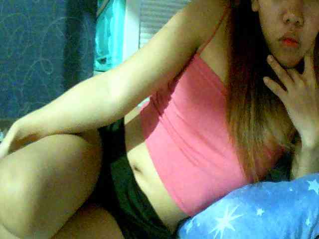 Mysteriouslovely Live Webcam on BongaCams