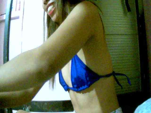 Mysteriouslovely webcam
