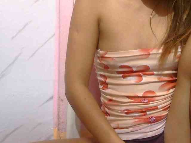 Mysteriouslovely webcam