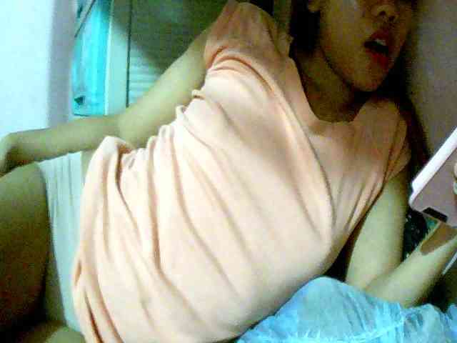 Mysteriouslovely webcam