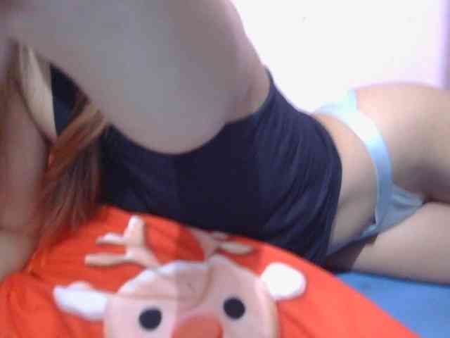 Mysteriouslovely webcam