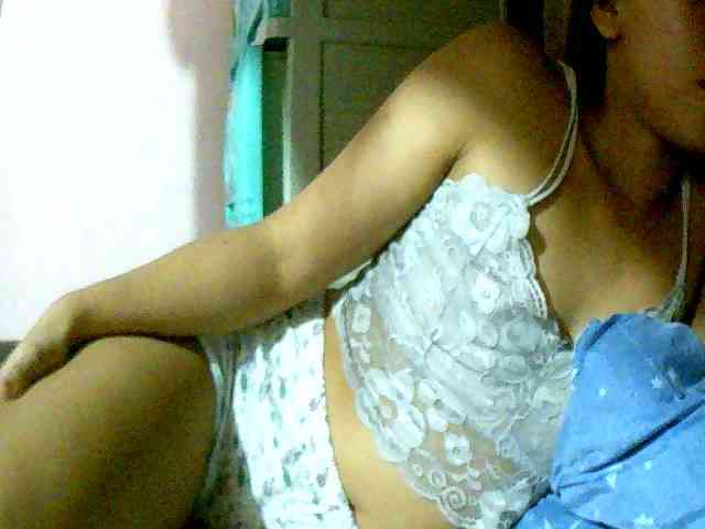 Mysteriouslovely webcam