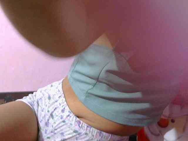 Mysteriouslovely webcam