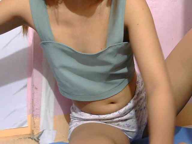 Mysteriouslovely webcam