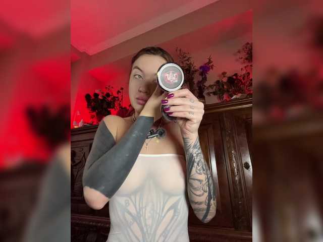 Lina69Goddesssss's BongaCams show and profile