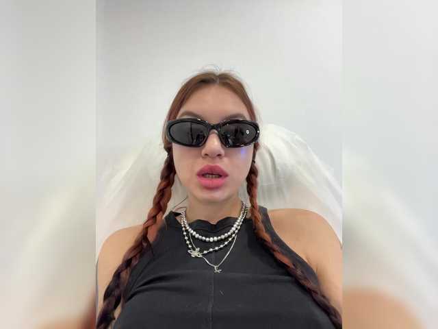 Lina69Goddesssss's BongaCams show and profile