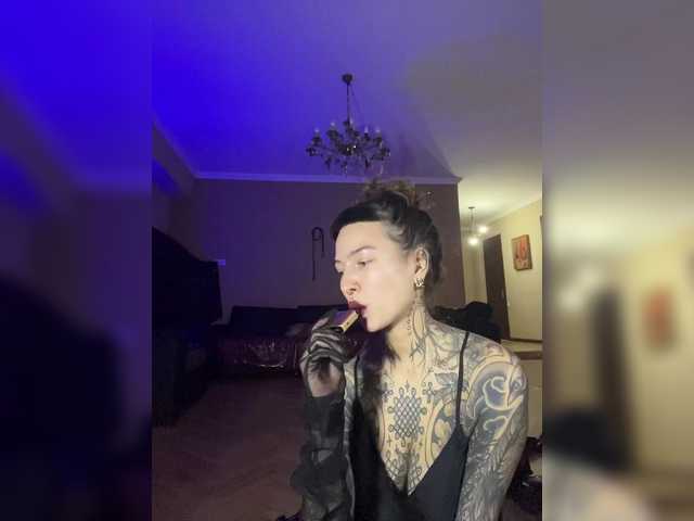 Watch BongaCams's Lina69Goddesssss Lina69Goddesssss from BongaCams