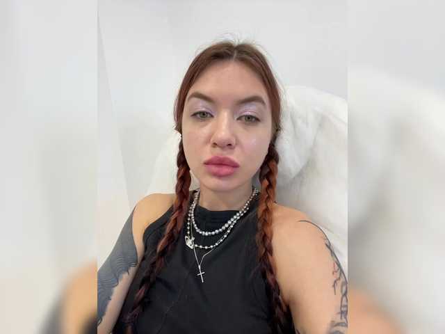 Lina69Goddesssss's BongaCams show and profile