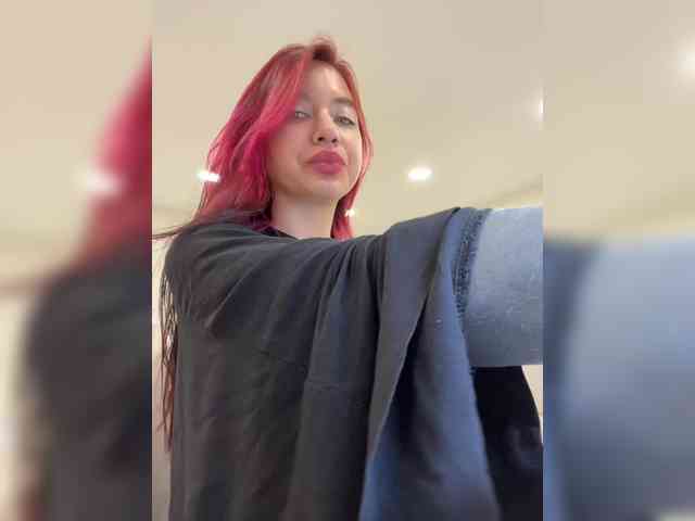 Lina69Femdom webcam
