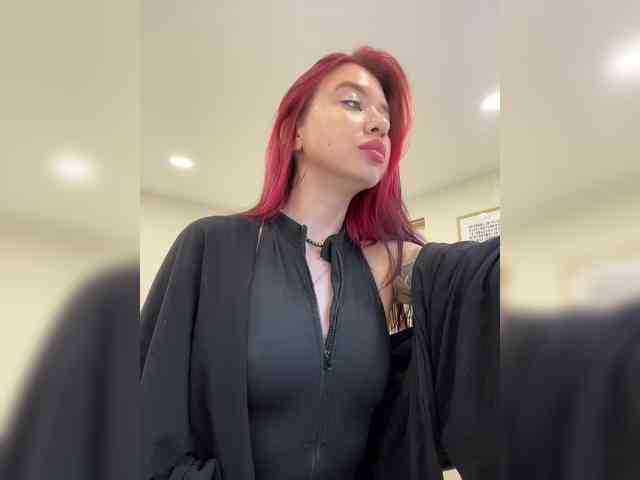 Lina69Femdom webcam