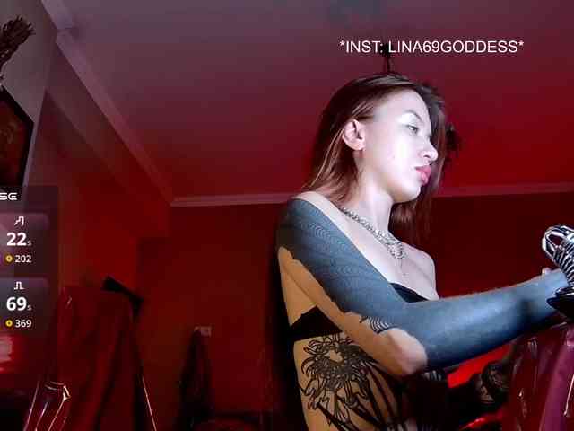 Lina69Femdom webcam