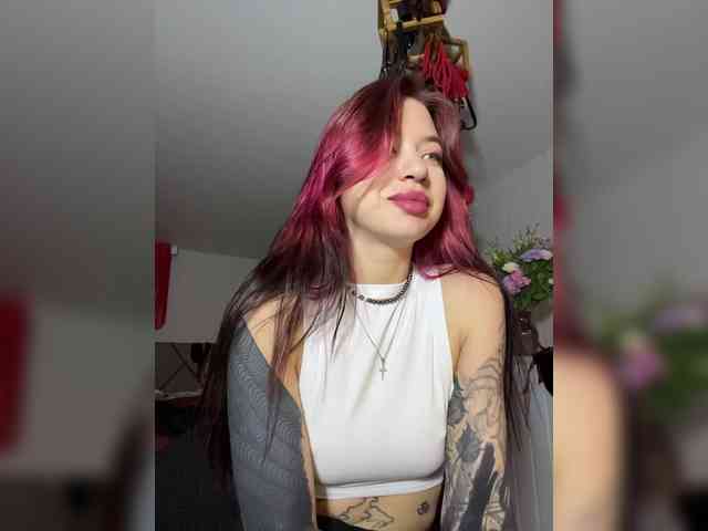 Lina69Goddesssss Live Webcam on BongaCams