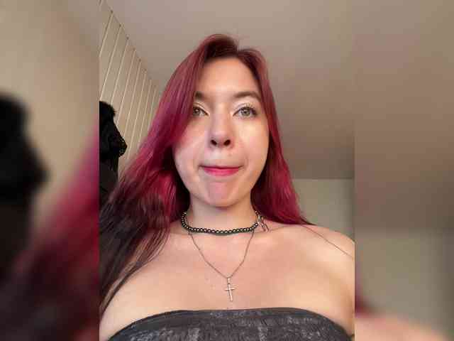 Lina69Femdom webcam