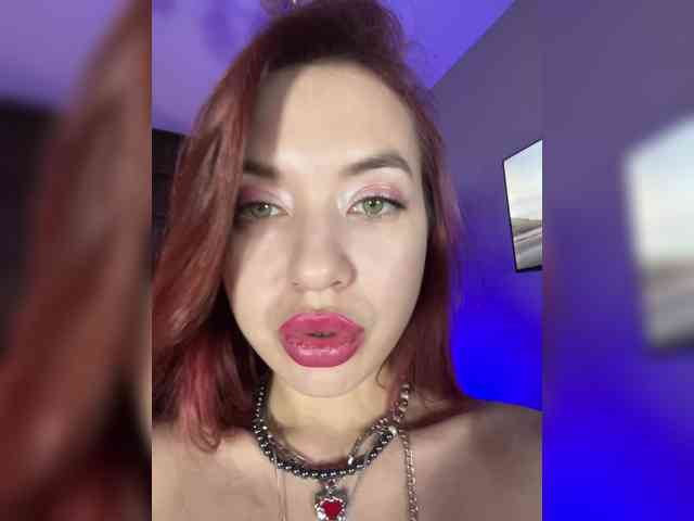 Lina69Femdom webcam